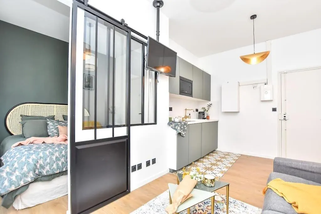 Charming Flat In Montmartre - Imhost Apartman