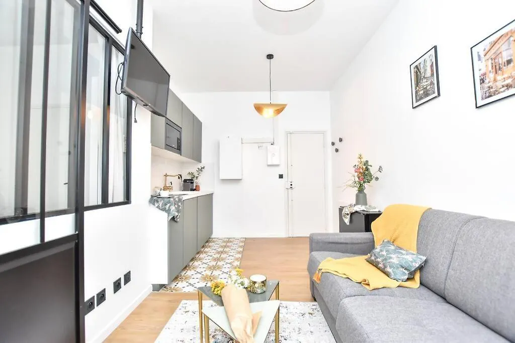 Charming Flat In Montmartre - Imhost Apartman